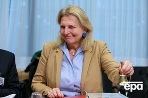 Кто-то в России помог Кнайсль перевезти двух пони самолетом Ил-76 ВКС РФ