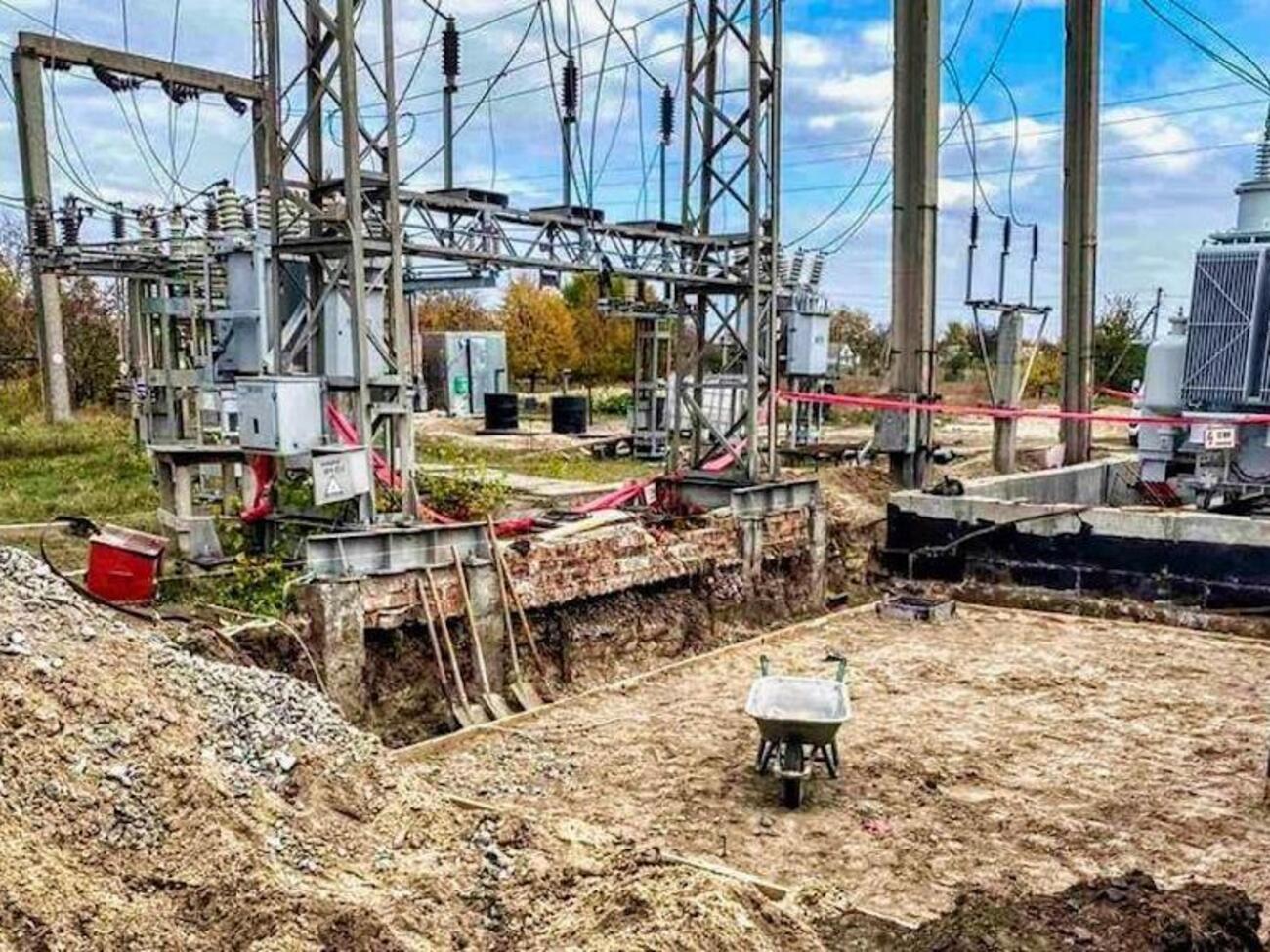У "ДТЕК Дніпровські електромережі" розповіли, що роблять для підготовки до зими