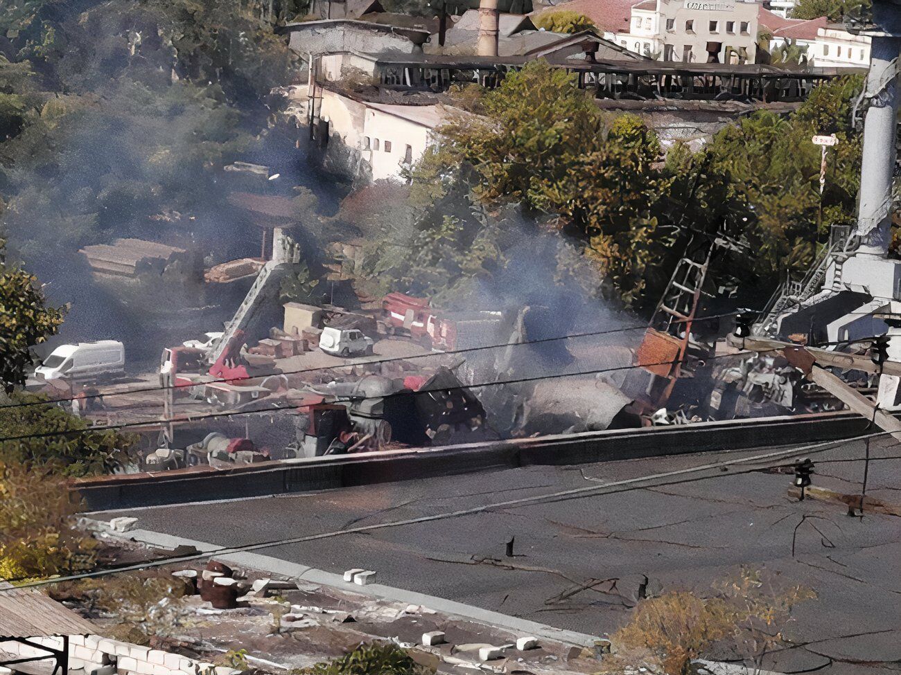 14 сентября морской дрон СБУ попал в корабль "Самум" недалеко от входа в Севастопольскую бухту, сообщили источники издания "ГОРДОН" в спецслужбе