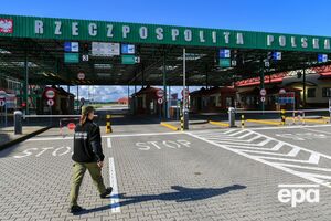 На польському кордоні не пропускатимуть автомобілів із російськими номерами