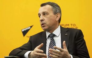 СМИ выяснили, что Денисов работал на российскую разведку