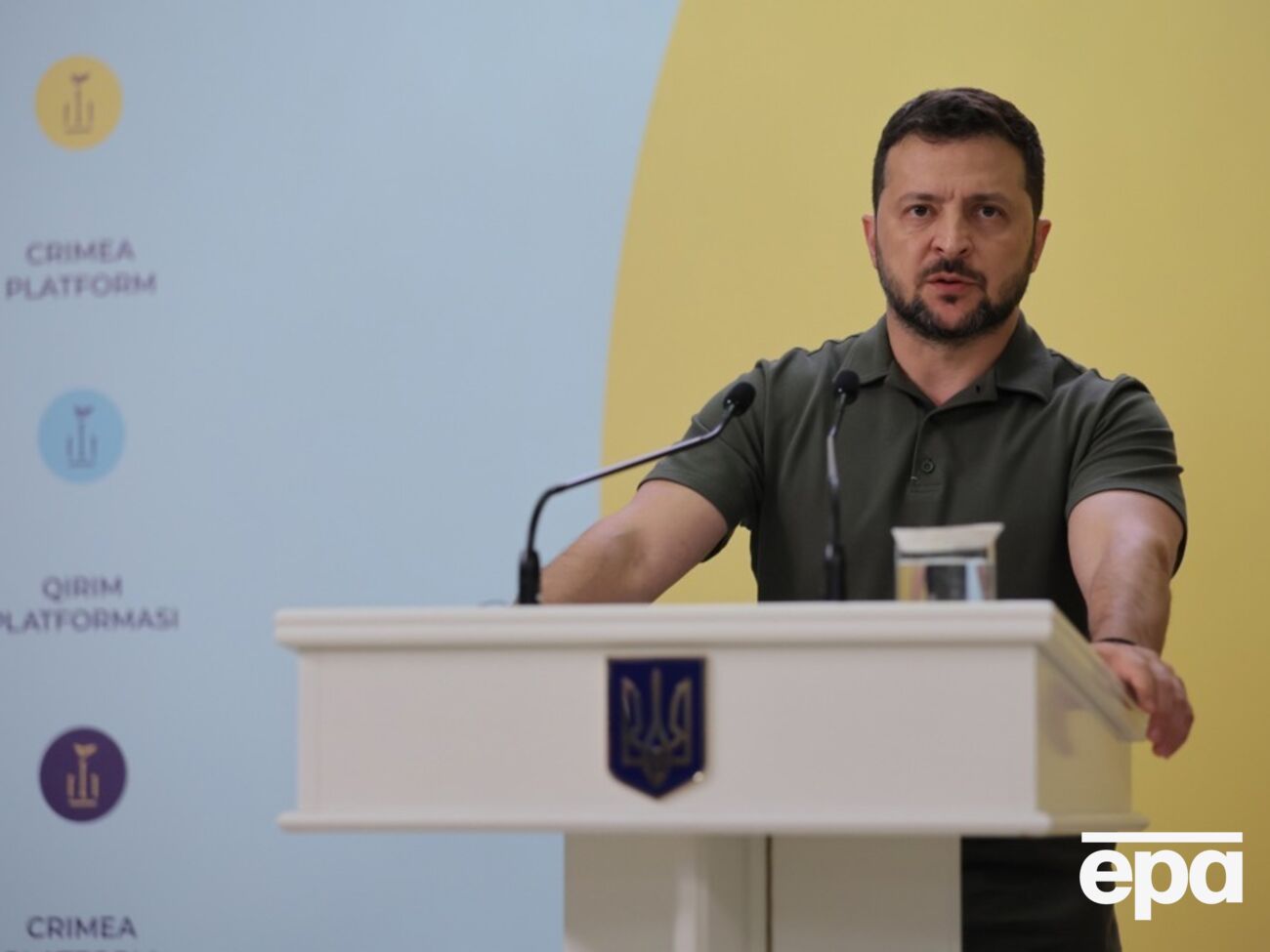 Зеленський: Це, певно, одна з найпочесніших місій у житті – допомогти дитині уникнути сирітської долі