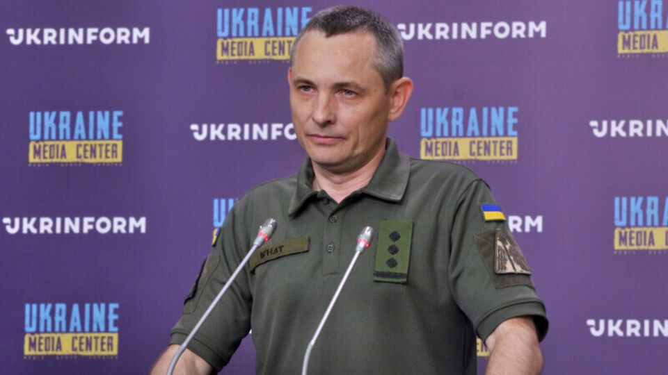 По словам Игната, Украине необходимы ударные беспилотники, системы ПВО, а также истребители F-16