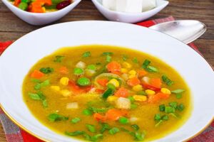Кукурудзу для супу можна брати як свіжу, так і консервовану