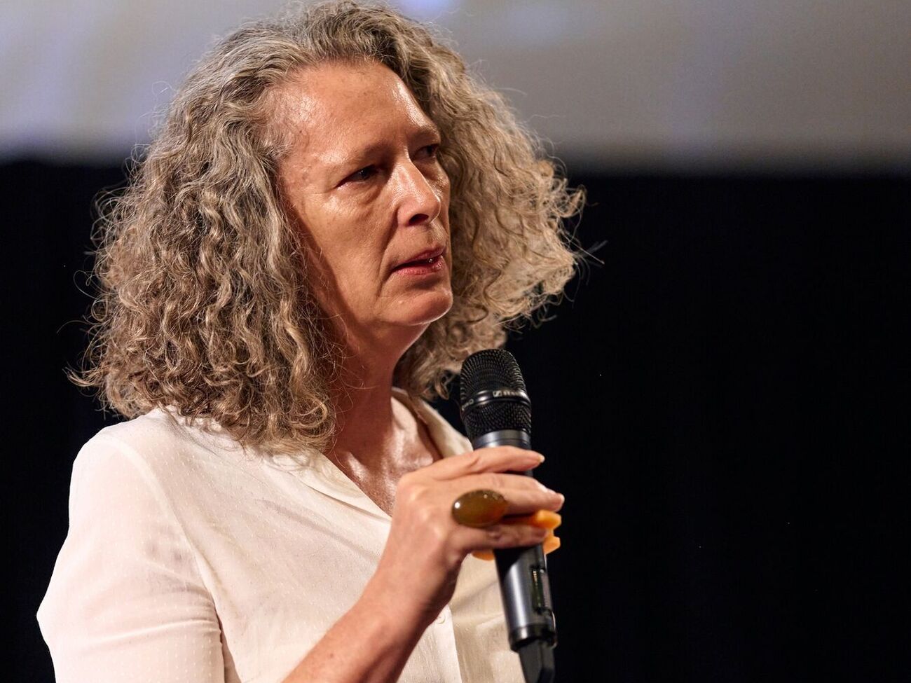 Координатор ООН Дениз Браун осудила российский удар, в результате которого во Львове был разрушен склад, где хранили почти 300 тонн "гуманитарки"