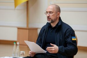 Шмигаль зазначив, що Київ розпочинає "антидискримінаційне розслідування" проти недружніх дій сусідніх країн