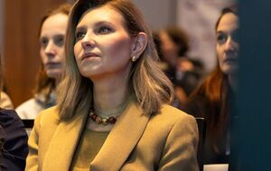 Образы для первой леди Украины подбирает ее личный стилист