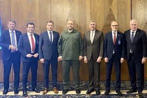 Кроме Эстонии, Люксембурга и Украины, на мероприятии по созданию IT-коалиции декларацию о намерениях подписали также Бельгия, Литва и Дания, отметили в минобороны Эстонии