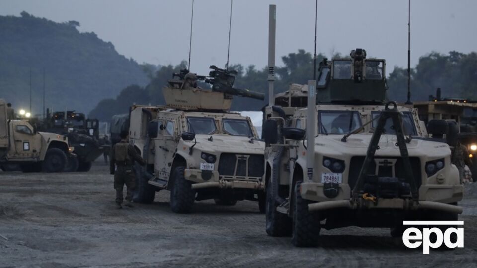 Німеччина надасть Україні машини MRAP