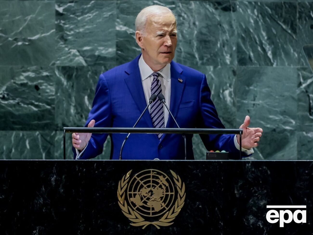 Байден: Росія вірить, що світ втомиться й дозволить їй жорстоко поводитися з Україною без наслідків