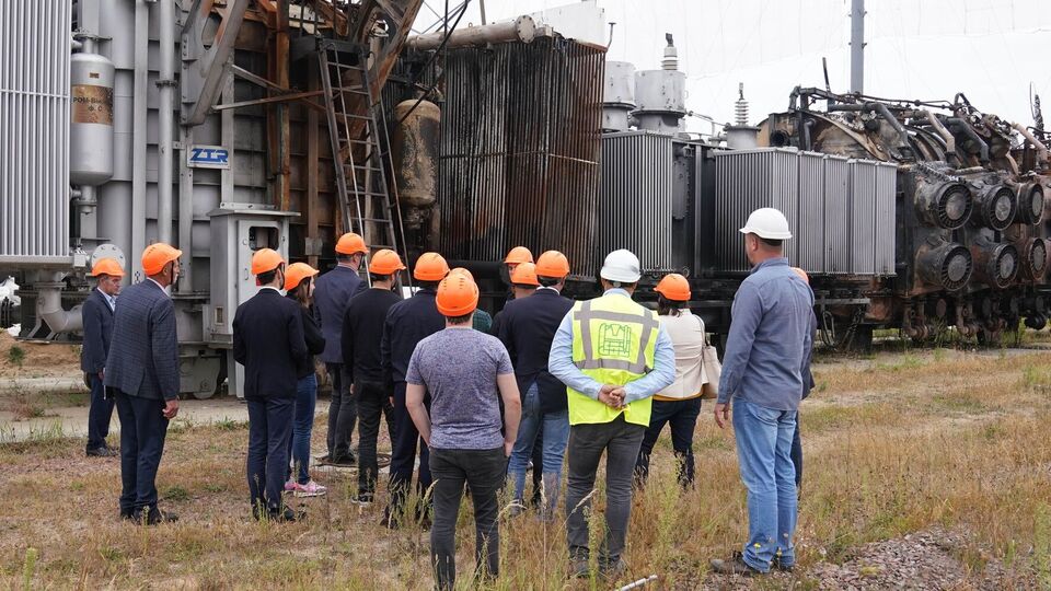 Із вересня 2022 року російські окупанти за пів року випустили по енергетичних об'єктах України понад 1200 ракет і дронів, приблизно 250 із них влучили в ціль