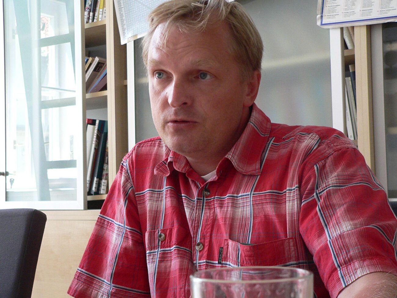 Лемешкин требовал определенной верстки, чтобы в его статье можно было прочитать послание