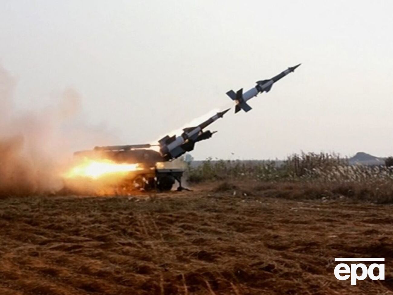 КНДР дает России боеприпасы и ракеты, пишут СМИ