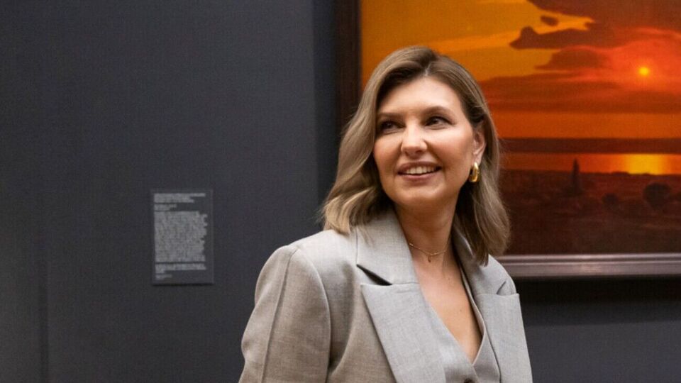 Зеленская отметила, что ей было особенно приятно увидеть в нью-йоркском музее картину Куинджи "Закат солнца над Днепром"