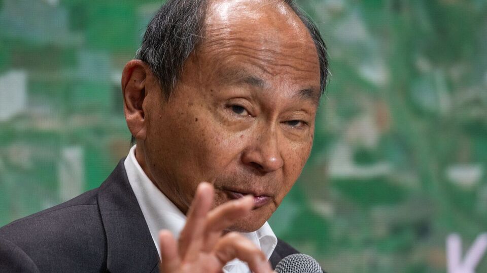 Фрэнсис Фукуяма: У России есть много слабых мест, перелом может случиться, если появится ослабление в центре. Регионы России будут двигаться в разных направлениях и сталкиваться с серьезными внешними вызовами