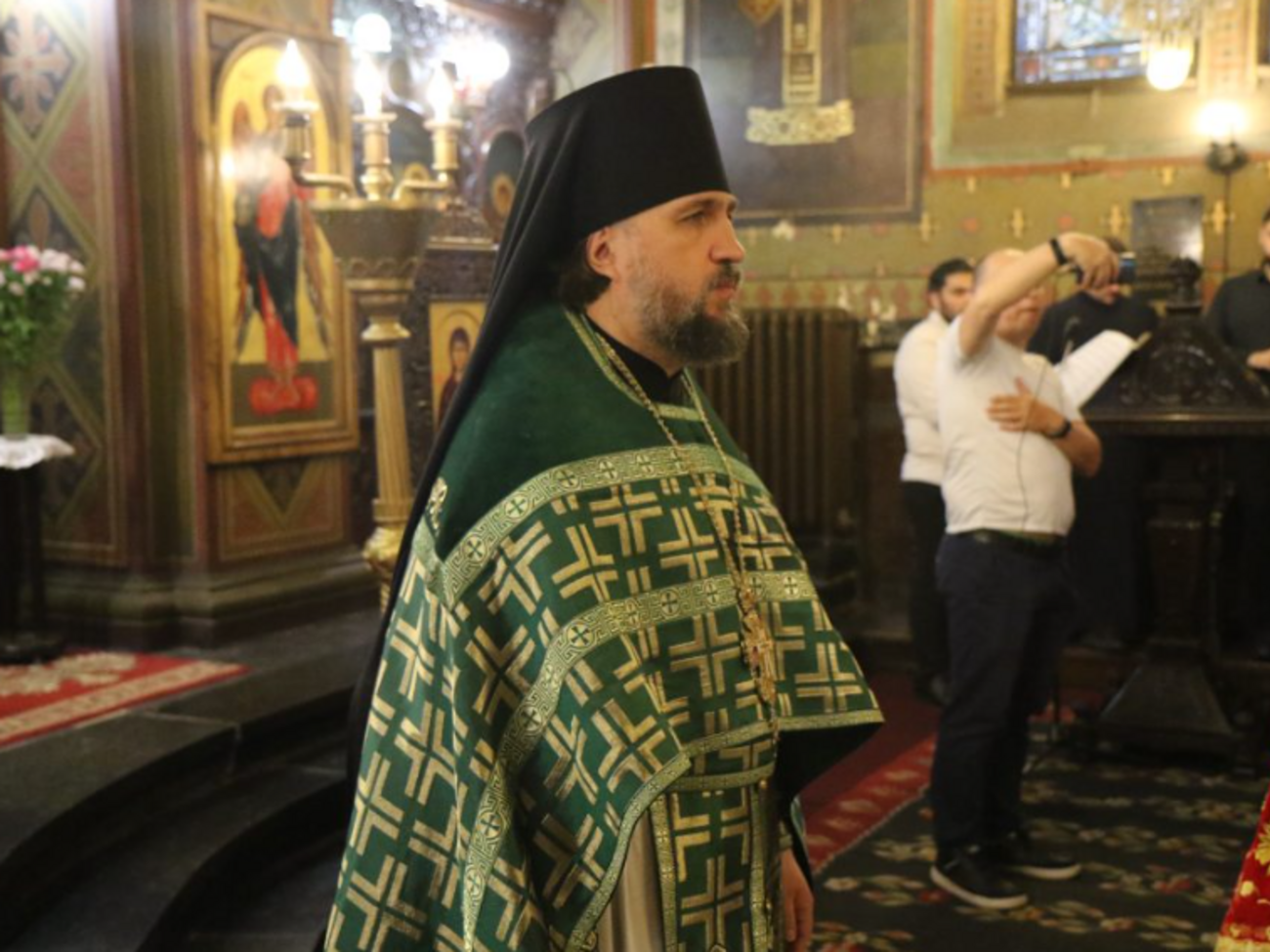 Архимандриту Васиану запретили въезд в Болгарию на пять лет