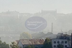 Севастополь затянуло дымом, оккупанты заявили, что отразили украинскую воздушную атаку