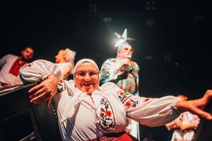 Белоконь вместе с Данилко выступала в США и Канаде