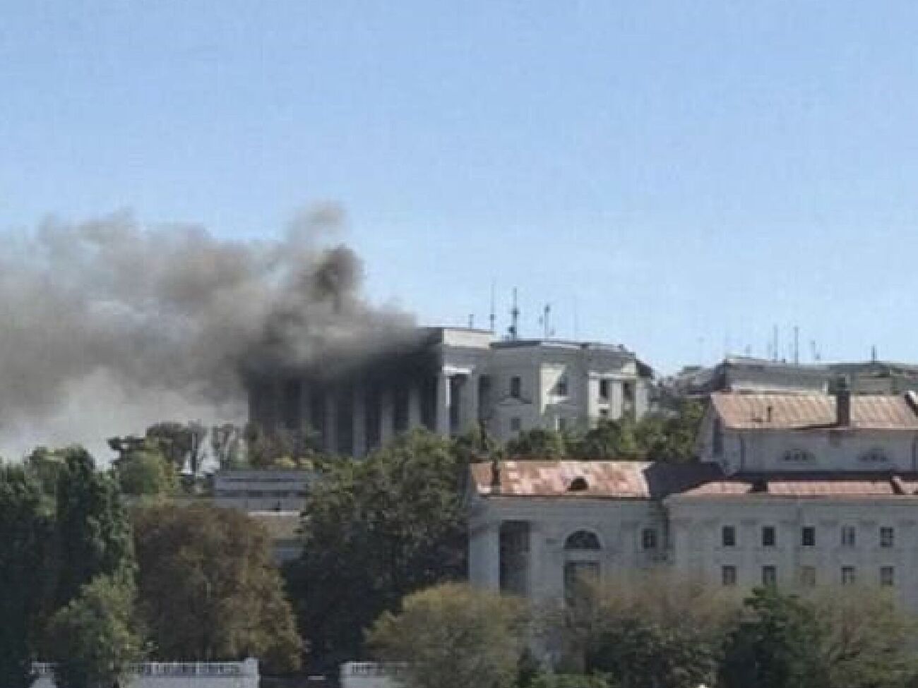 Стратком ВСУ отметил, что силы обороны Украины нанесли ракетный удар по штабу ЧФ РФ в районе 12.00 22 сентября