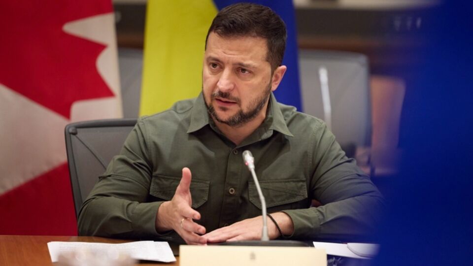 В Україні, на жаль, немає онлайн-голосувань, зазначив Зеленський