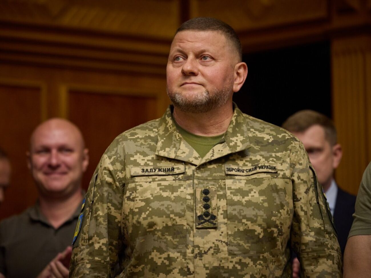 Залужный сообщил, что рассказал Милли об обстановке на фронте, ходе оборонительных и наступательных операций сил обороны Украины