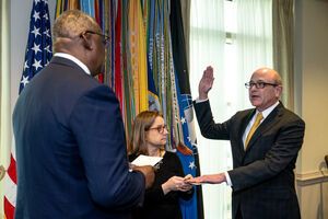 Назначение вступит в силу 18 октября