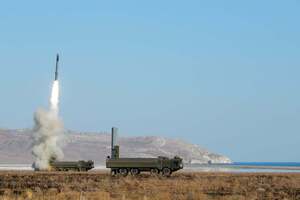 Ночью российские военные нанесли удар "Ониксами" по Одесской области, две ракеты попали в рекреационную зону