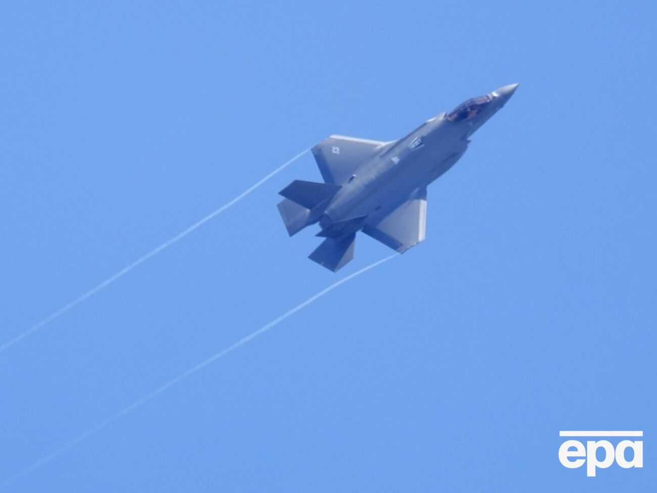 В США рассказали подробности о разбившемся истребителе