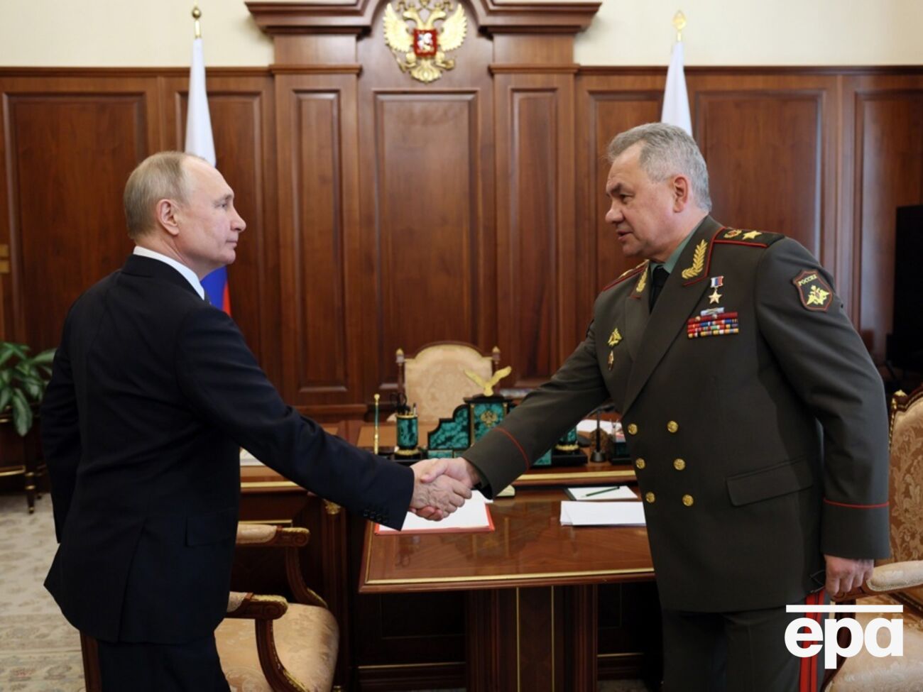 Путін наказав Шойгу перешкодити українському контрнаступу, кажуть джерела