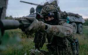 Украинские военные уничтожают врага и постепенно освобождают оккупированные территории