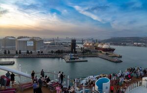 Немає ніякого "тіньового флоту" – цю формулу вигадали західні журналісти. Щомісяця відбуваються десятки порушень ембарго, у тому числі прямі рейси танкерів до портів ЄС і навіть США