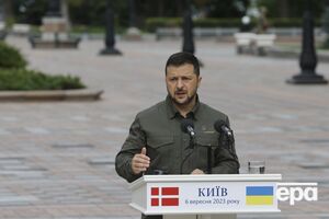 Зеленський коротко розповів про засідання ставки