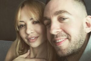 Сопонару у травні 2023 року повідомила, що вони з Рісом вирішили одружитися