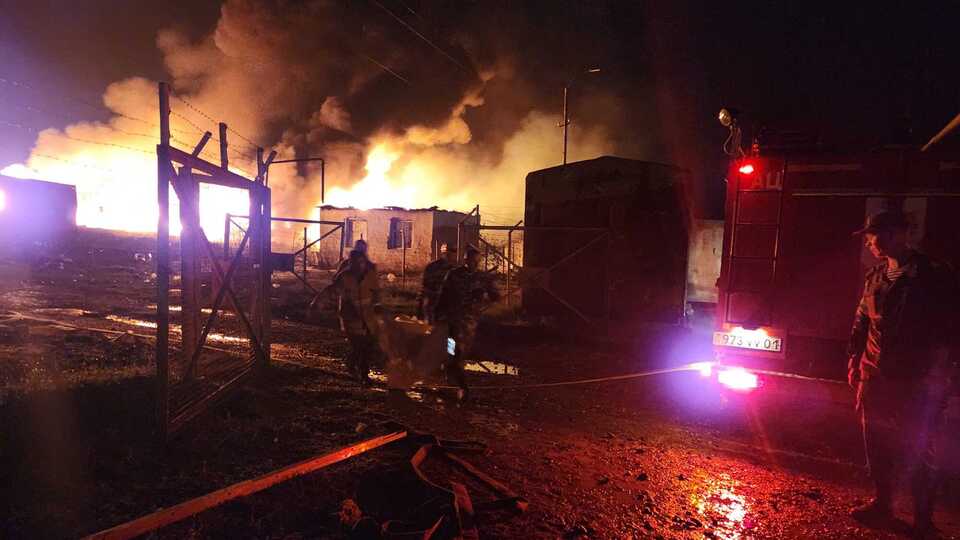 Из-за взрыва в Нагорном Карабахе погибло не менее 68 человек