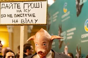 Melovin заявил, что, появившись на церемонии вручения премии в маске свиньи, проявил свою гражданскую позицию