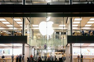 Apple в последнем обновлении добавила в переводчик на iPhone и iPad украинский язык