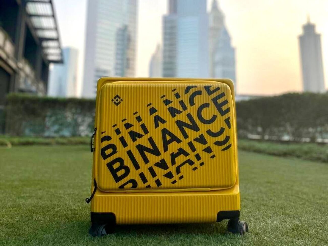 Binance продает бизнес в РФ