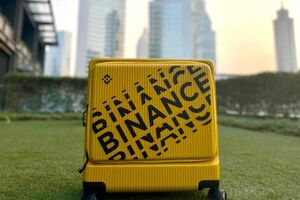 Binance продає бізнес у РФ