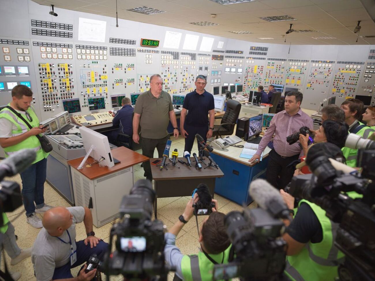 В Минфине предполагают, что компания сможет получить доступ к финансированию, необходимому для ведения своего бизнеса и выполнения планов капитальных затрат