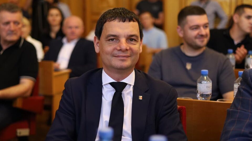 Главу облсовета избрали тайным голосованием. Кандидатуру Сарая поддержали 55 депутатов