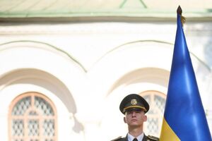 Зеленський поспілкувався з кожним із нових послів