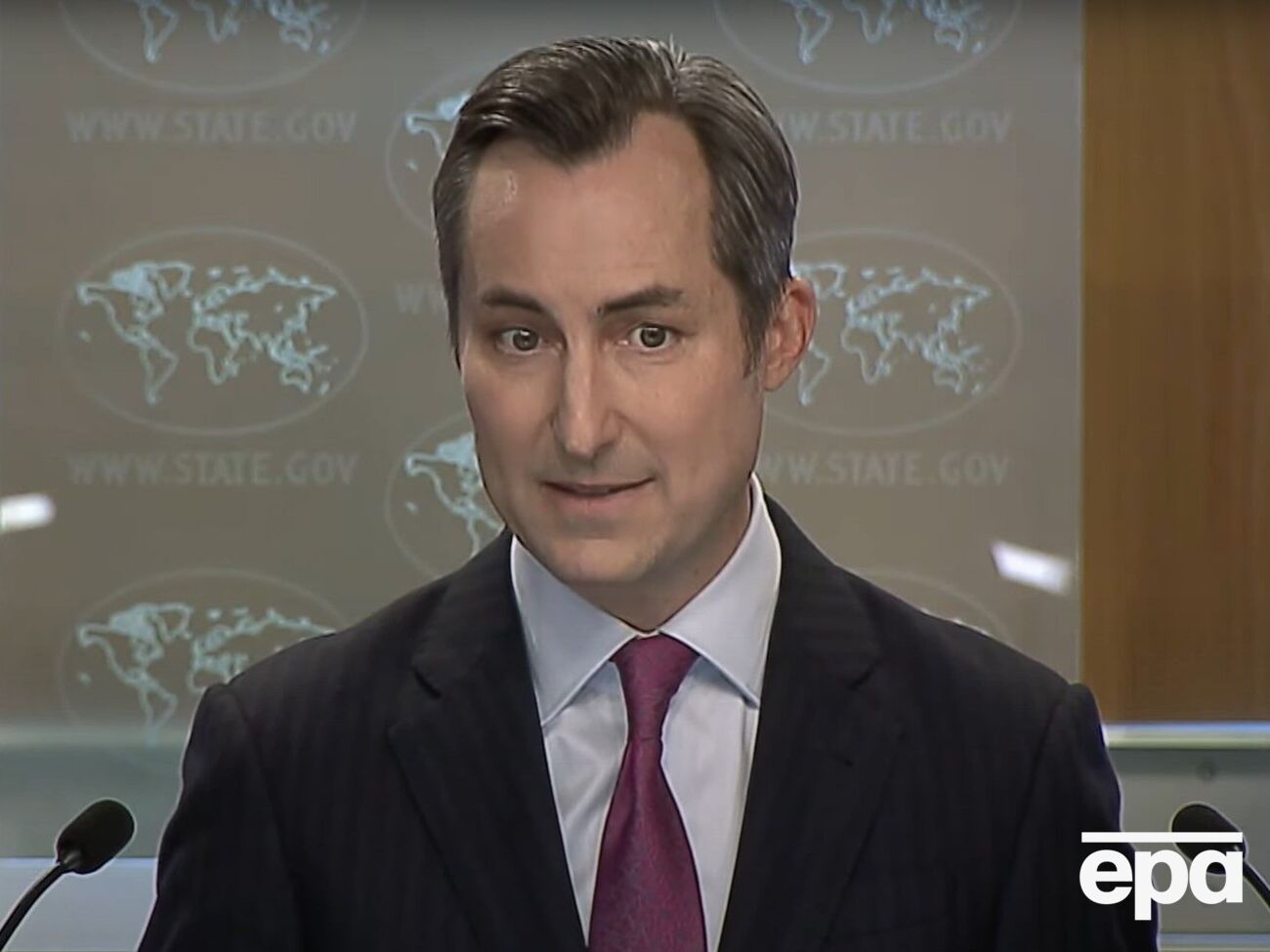 Ранее были случаи, когда Москва способствовала переговорам между Ереваном и Баку, и США приветствовали это, отметил Миллер