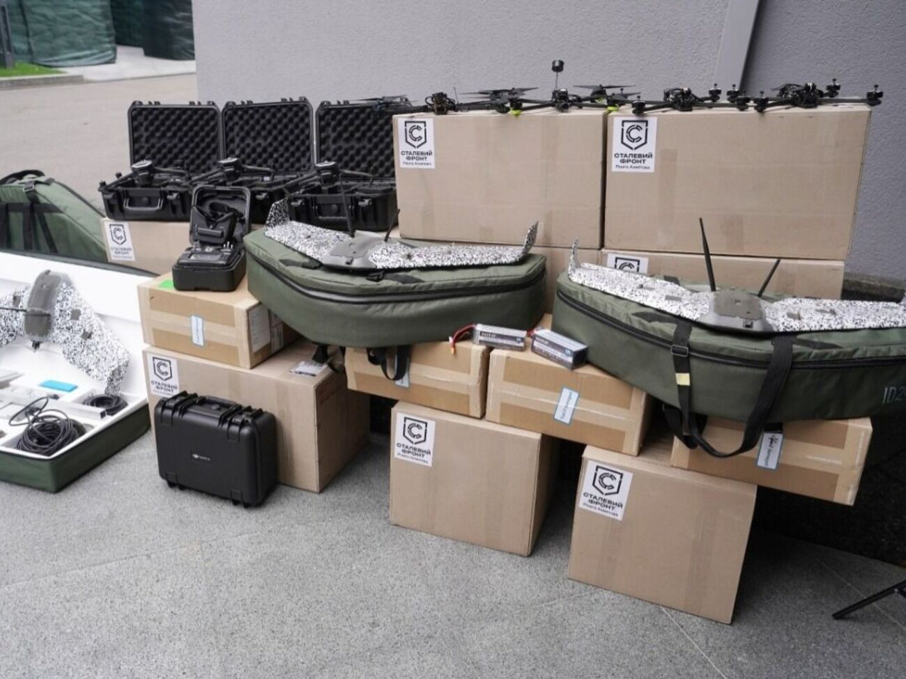 Роте огневой поддержки воинской части А3719 передали очередную партию помощи