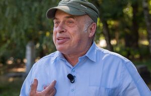 Щаранський: Щоразу, коли говорили "розстріл", у мене горло пересихало. І тоді я зрозумів, що мушу терміново, поки вони ще не помітили, щось робити