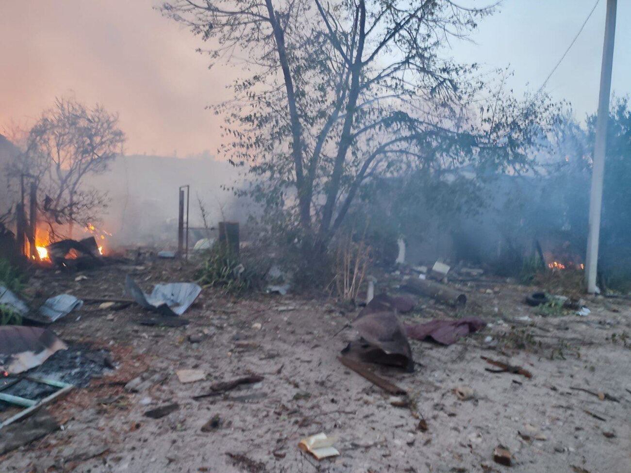 Удар пришелся по жилому кварталу