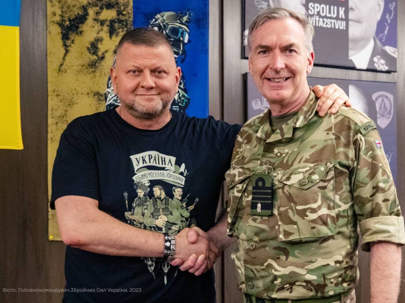 Залужний і Радакін обговорювали в Києві ситуацію на фронті, наступ України й актуальні потреби армії