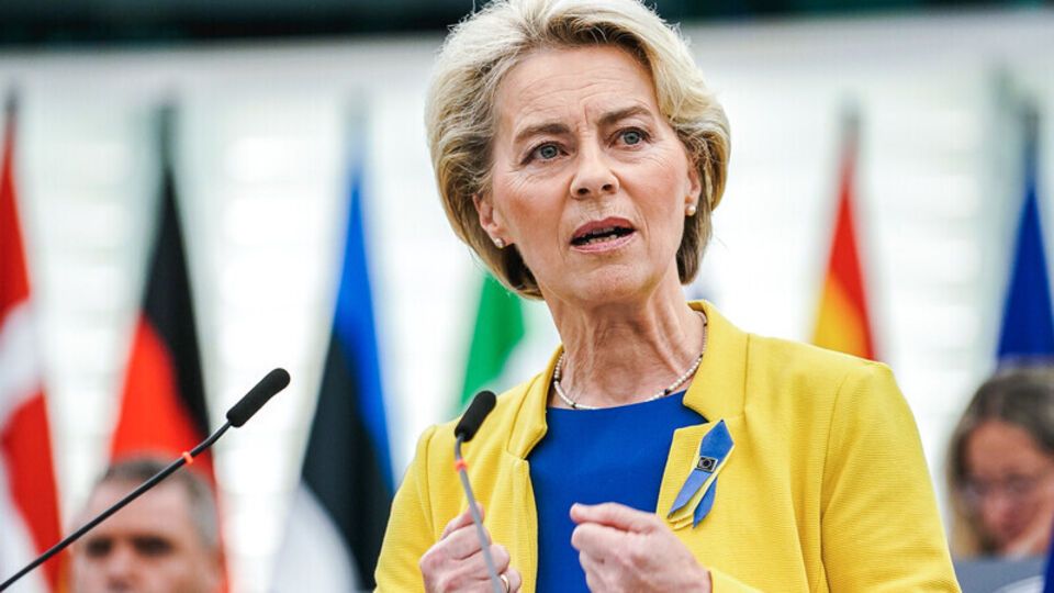 За словами фон дер Ляєн, агресія РФ проти України "довела величезну необхідність" для Європи адаптуватися до геополітичного середовища, яке швидко змінюється