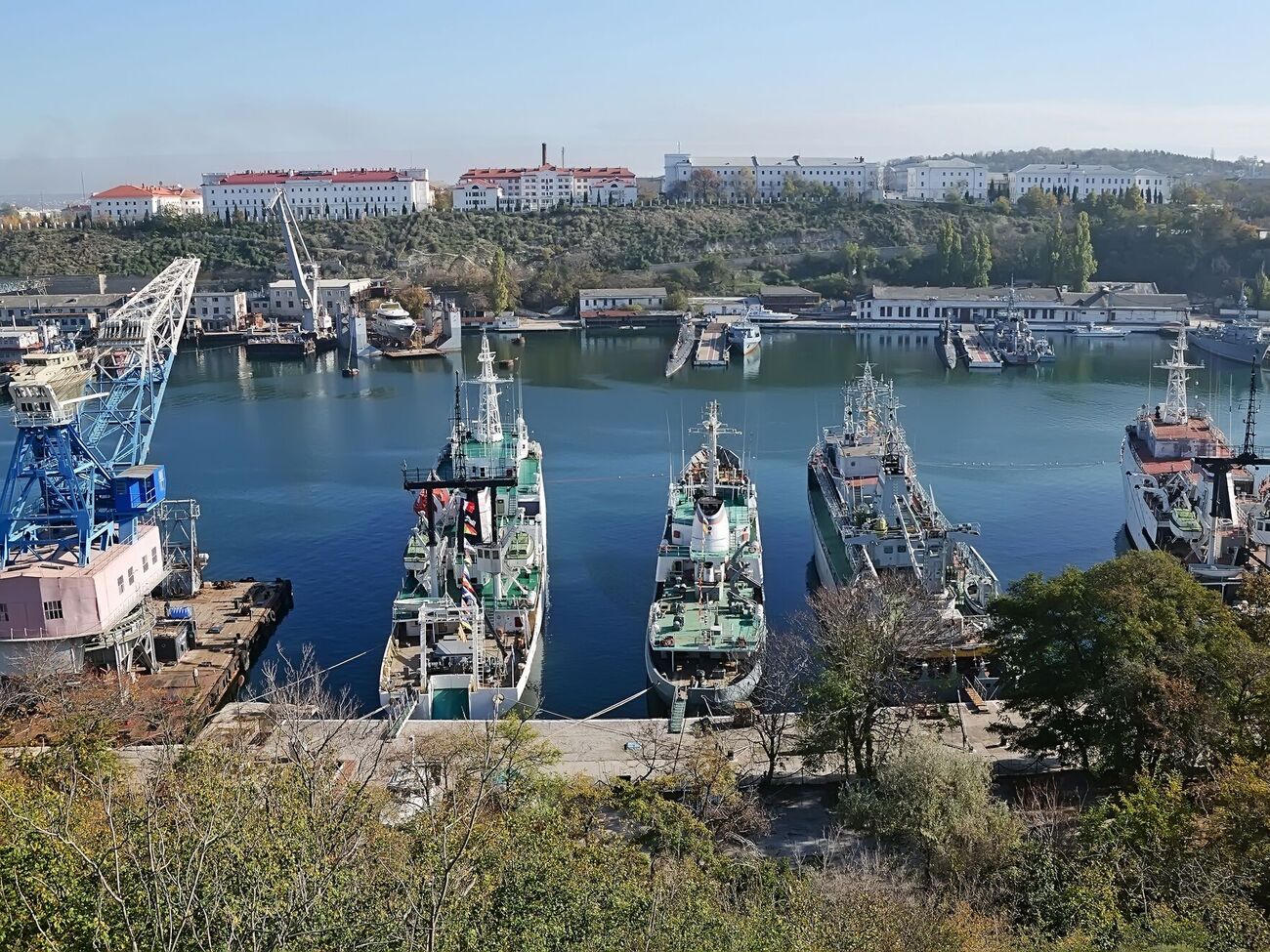 Українська влада неодноразово заявляла, що хоче деокупувати всі захоплені українські території, зокрема Крим