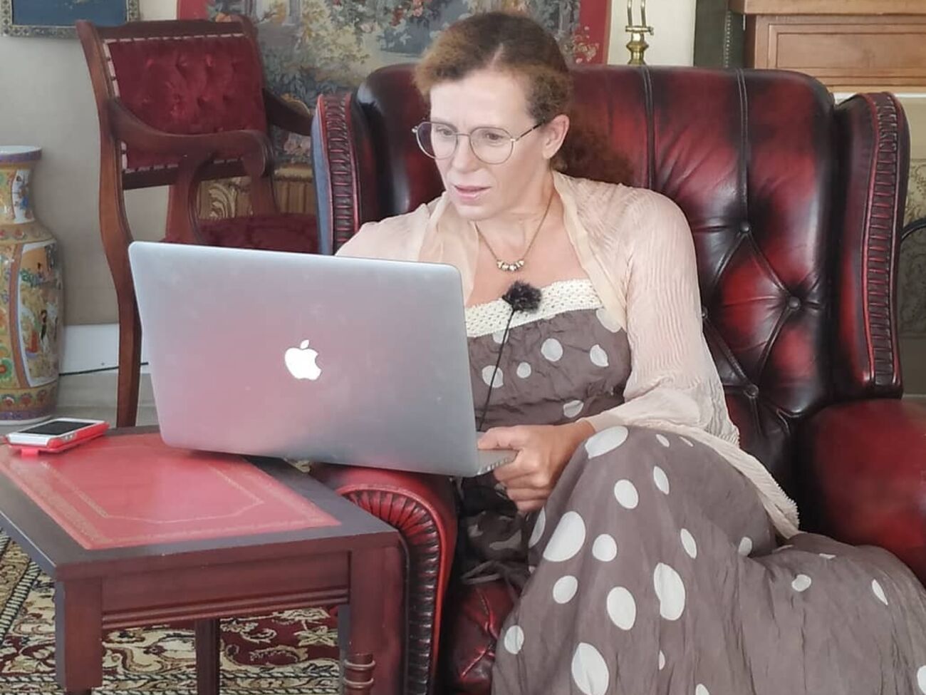 Латиніна прокоментувала запитання Ткача росіянам у Лондоні