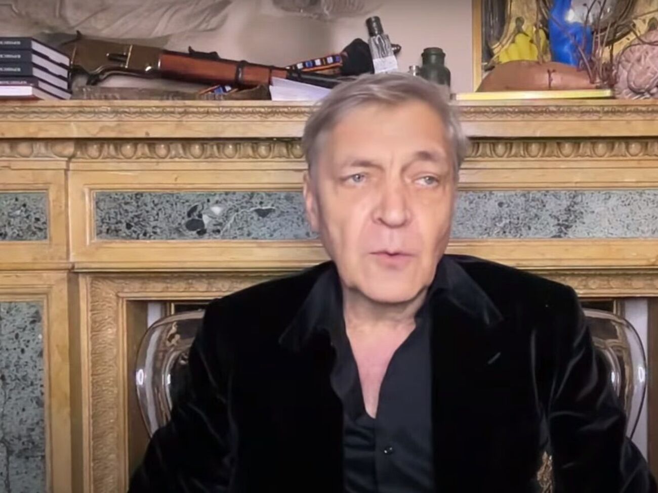 Посли Росії, Білорусі й Ірану кинулися були прасувати фраки й відмивати кров із рук і підборідь. Але повстали всі: від нобелівських лауреатів до офіціантів